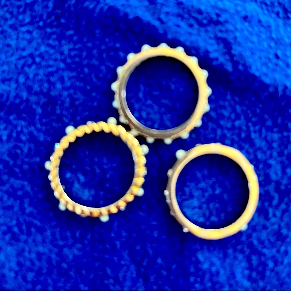 Stylish gold tone, crystal and turquoise stack bands size 8